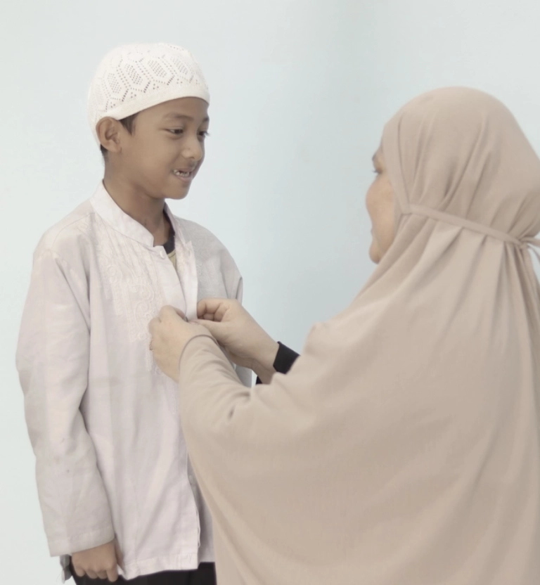 Teladan Bunda untuk Anak Asuh Mizan Amanah