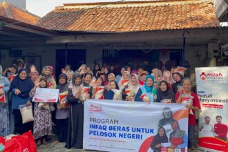 Penyaluran 100 Paket Sembako untuk Lansia dhuafa, Pelosok Negeri, Desa Pangkalan Jati, Depok