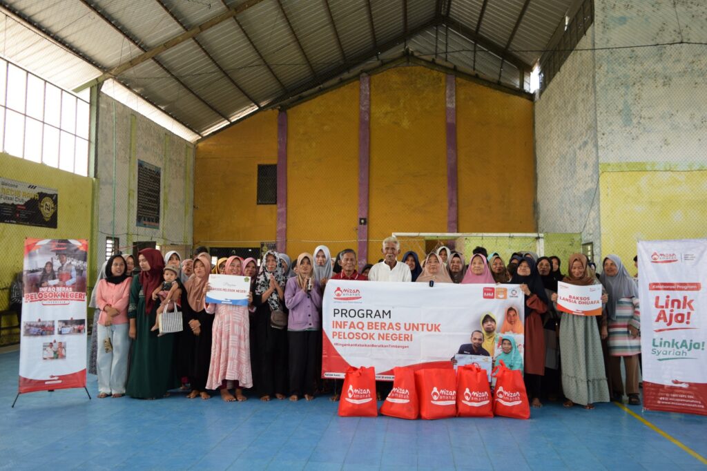 Menebar Senyum, Mengalirkan Berkah Program Infaq Beras Mendarat di Tasikmalaya